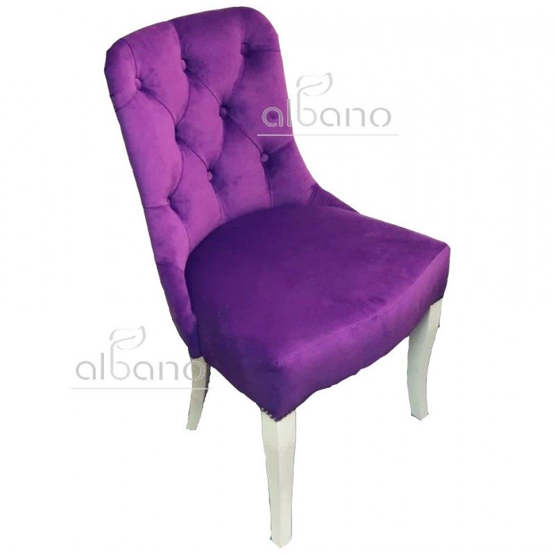 Стул Капитоне с каретной стяжкой